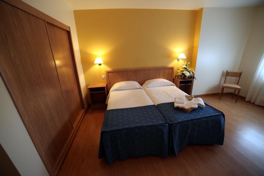 Hotel Rio Ulla Monterroso Екстериор снимка